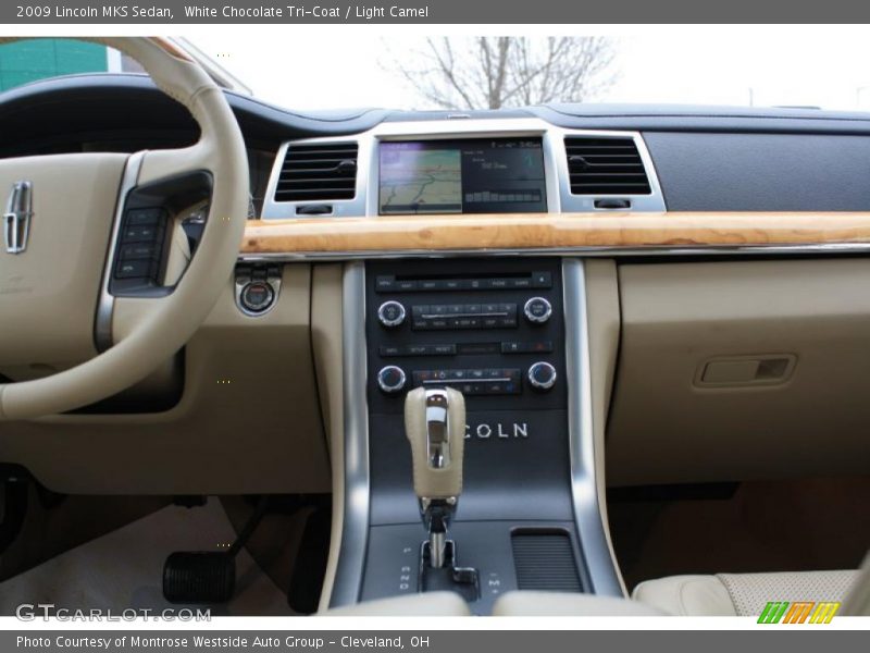 White Chocolate Tri-Coat / Light Camel 2009 Lincoln MKS Sedan