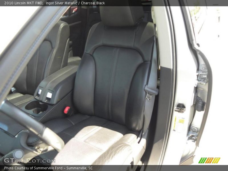 Ingot Silver Metallic / Charcoal Black 2010 Lincoln MKT FWD
