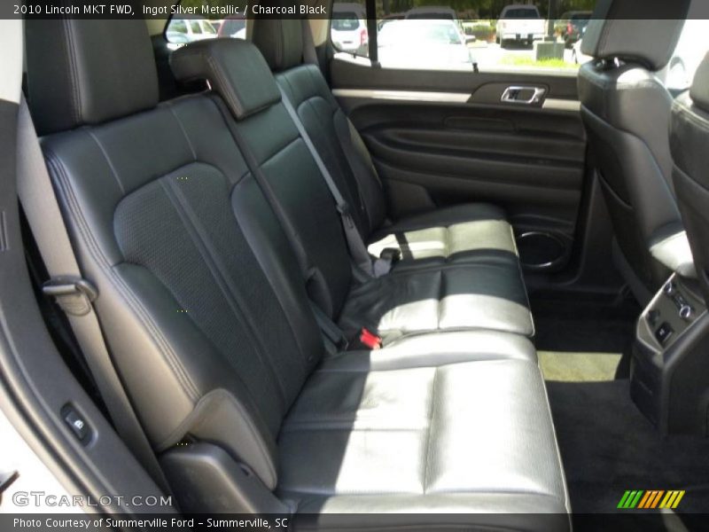 Ingot Silver Metallic / Charcoal Black 2010 Lincoln MKT FWD