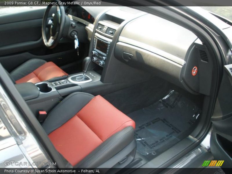 Magnetic Gray Metallic / Onyx/Red 2009 Pontiac G8 GT