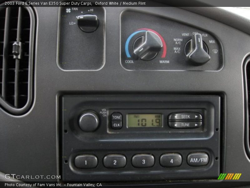 Oxford White / Medium Flint 2003 Ford E Series Van E350 Super Duty Cargo