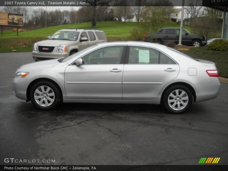 Titanium Metallic / Ash 2007 Toyota Camry XLE
