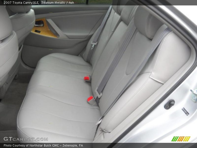 Titanium Metallic / Ash 2007 Toyota Camry XLE