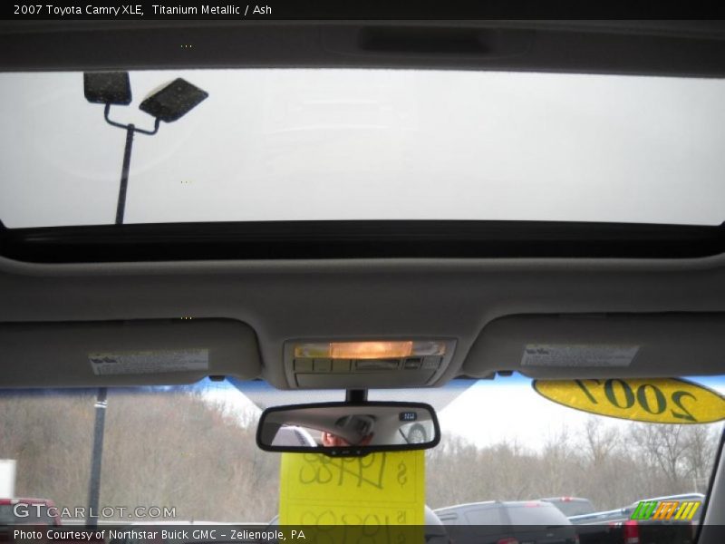 Titanium Metallic / Ash 2007 Toyota Camry XLE