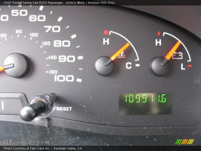 Oxford White / Medium Flint Grey 2007 Ford E Series Van E150 Passenger