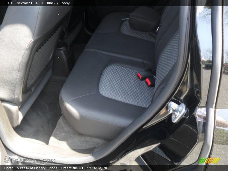 Black / Ebony 2010 Chevrolet HHR LT