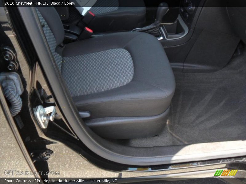 Black / Ebony 2010 Chevrolet HHR LT