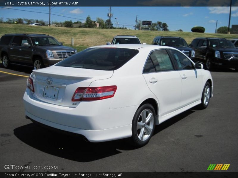 Super White / Ash 2011 Toyota Camry SE