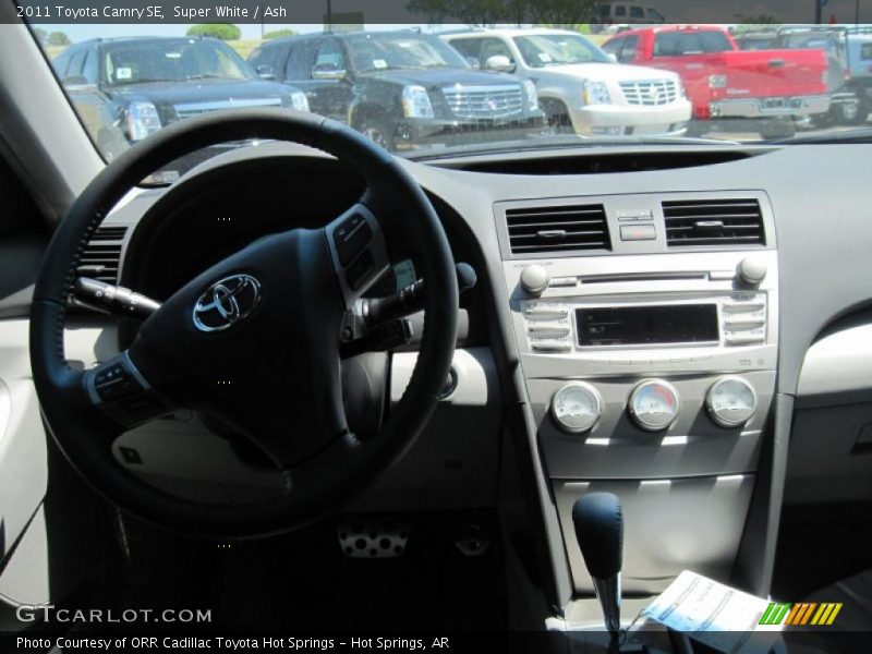 Super White / Ash 2011 Toyota Camry SE