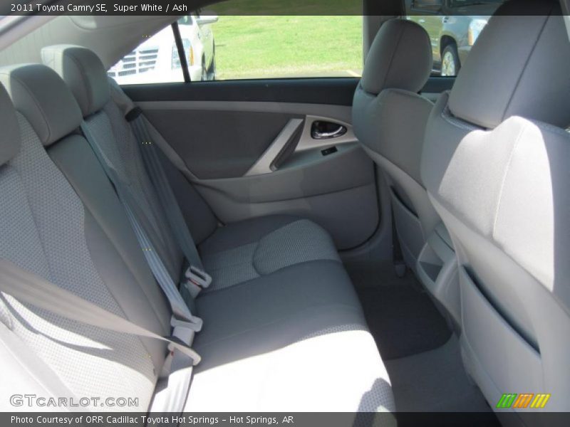 Super White / Ash 2011 Toyota Camry SE