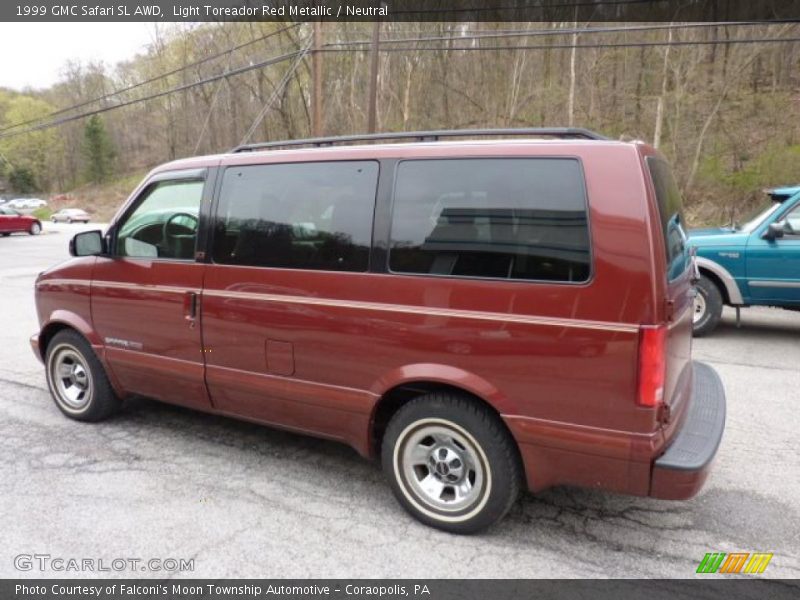 Light Toreador Red Metallic / Neutral 1999 GMC Safari SL AWD