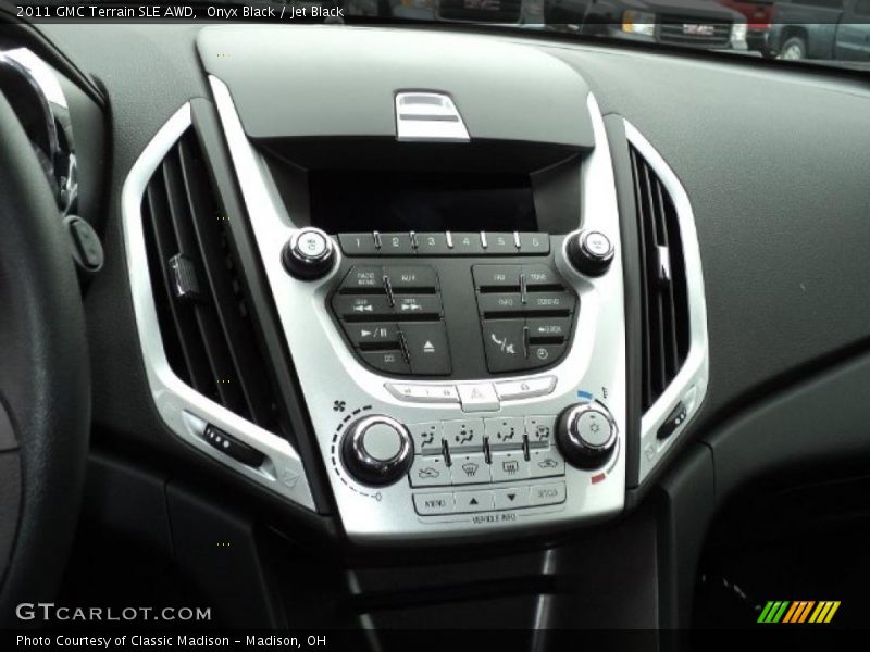 Onyx Black / Jet Black 2011 GMC Terrain SLE AWD