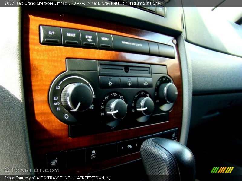 Mineral Gray Metallic / Medium Slate Gray 2007 Jeep Grand Cherokee Limited CRD 4x4