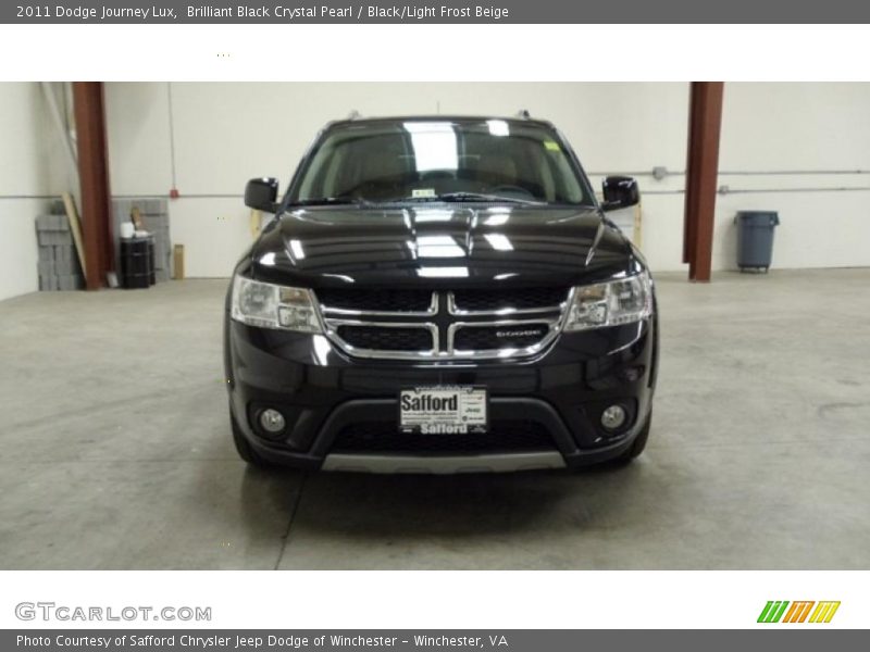 Brilliant Black Crystal Pearl / Black/Light Frost Beige 2011 Dodge Journey Lux
