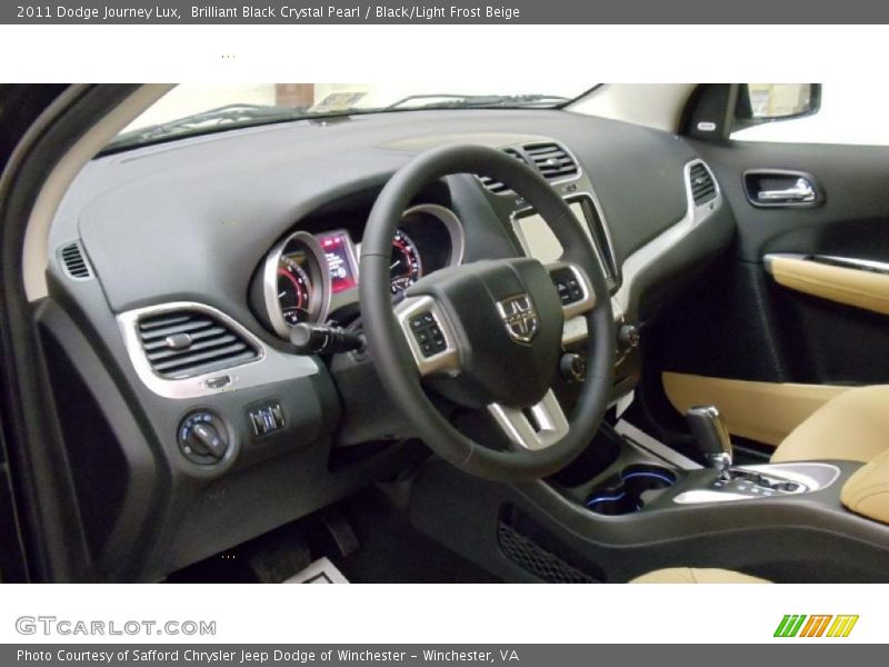 Brilliant Black Crystal Pearl / Black/Light Frost Beige 2011 Dodge Journey Lux