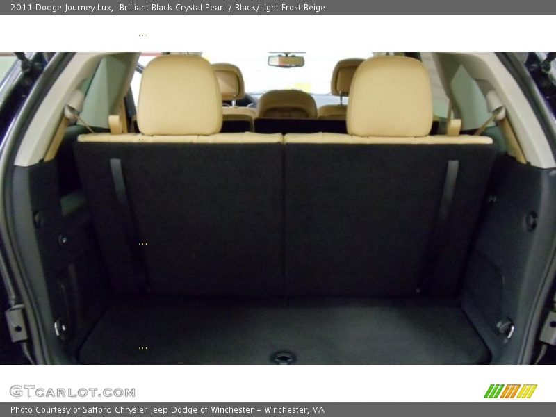Brilliant Black Crystal Pearl / Black/Light Frost Beige 2011 Dodge Journey Lux