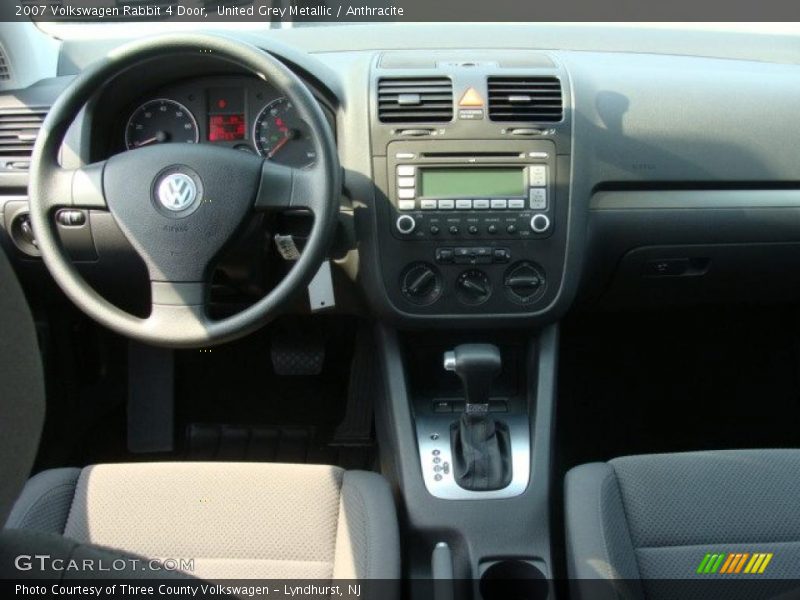 United Grey Metallic / Anthracite 2007 Volkswagen Rabbit 4 Door