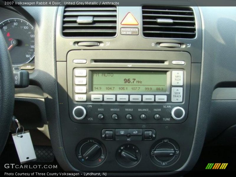 United Grey Metallic / Anthracite 2007 Volkswagen Rabbit 4 Door