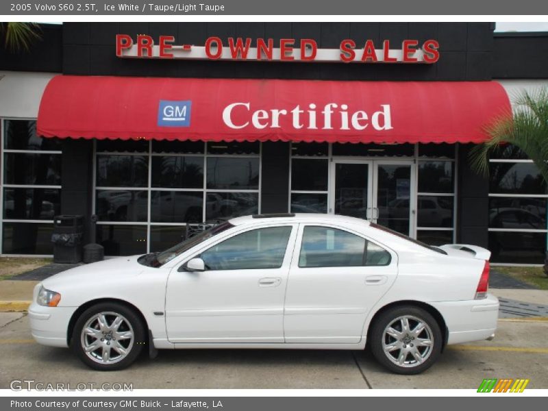 Ice White / Taupe/Light Taupe 2005 Volvo S60 2.5T