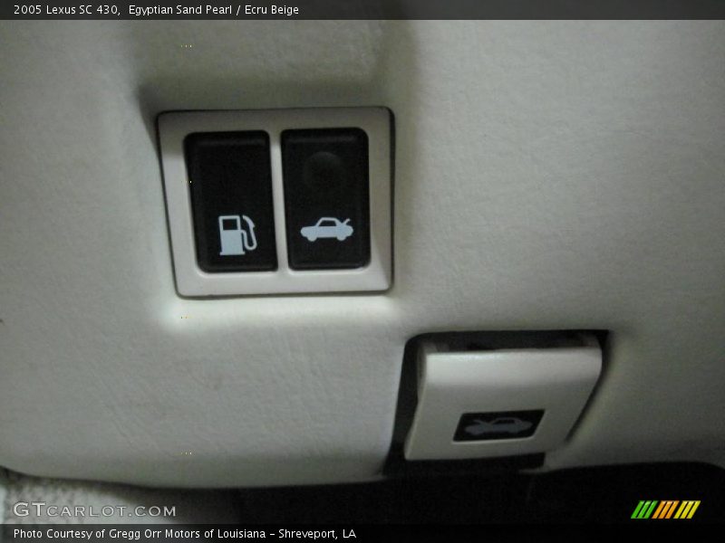 Egyptian Sand Pearl / Ecru Beige 2005 Lexus SC 430