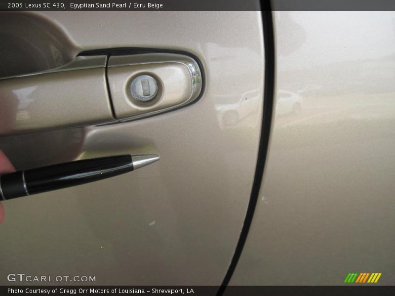 Egyptian Sand Pearl / Ecru Beige 2005 Lexus SC 430