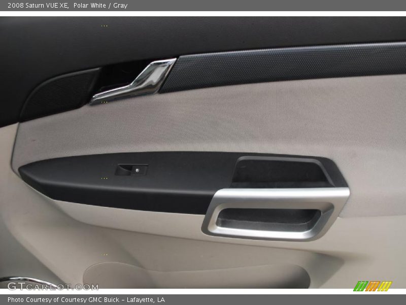 Polar White / Gray 2008 Saturn VUE XE