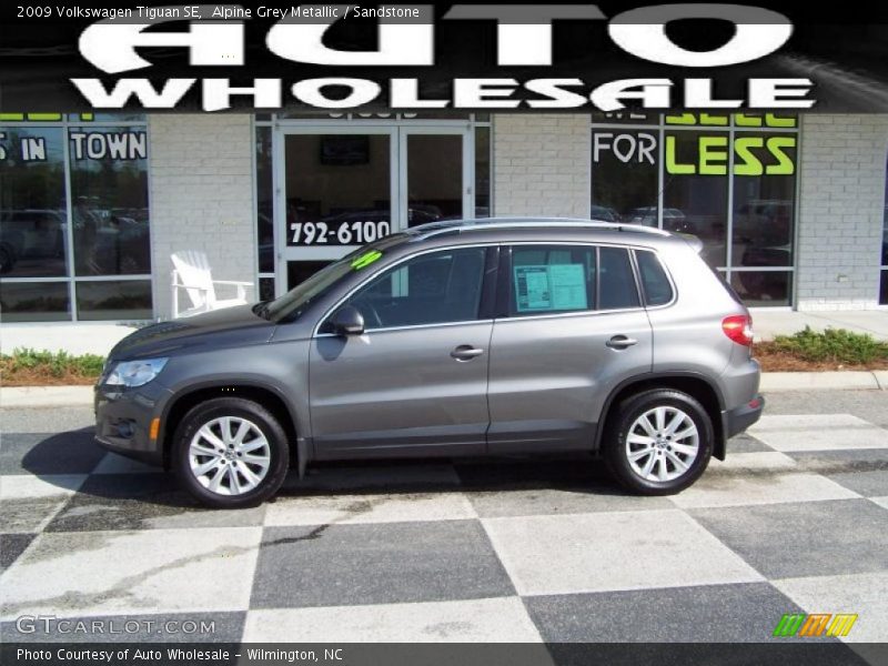 Alpine Grey Metallic / Sandstone 2009 Volkswagen Tiguan SE