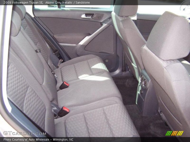 Alpine Grey Metallic / Sandstone 2009 Volkswagen Tiguan SE