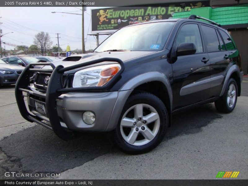Black / Dark Charcoal 2005 Toyota RAV4 S 4WD