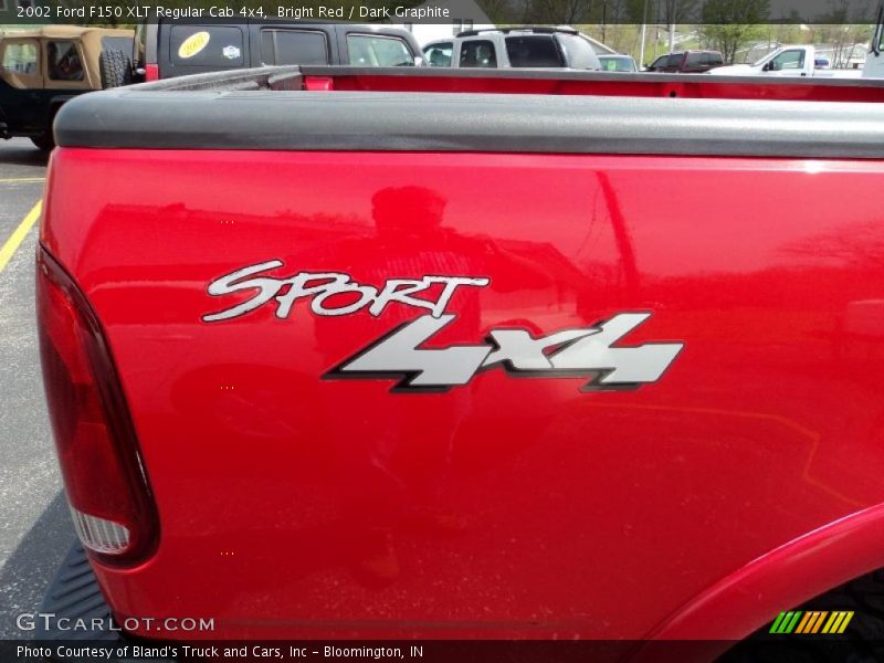 Bright Red / Dark Graphite 2002 Ford F150 XLT Regular Cab 4x4