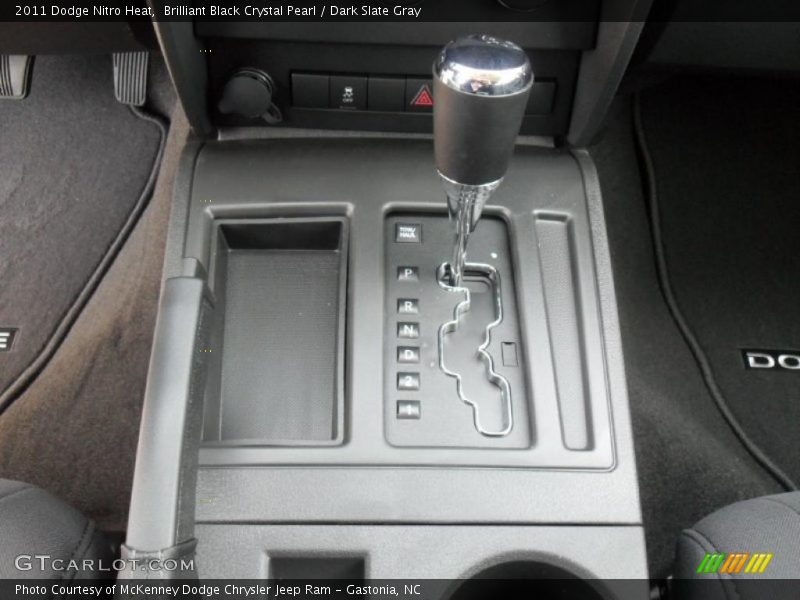 Brilliant Black Crystal Pearl / Dark Slate Gray 2011 Dodge Nitro Heat