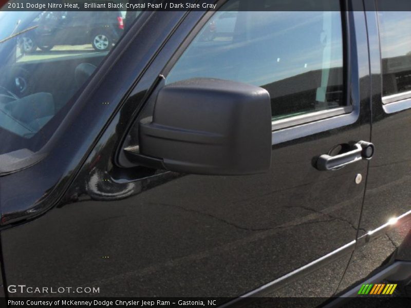Brilliant Black Crystal Pearl / Dark Slate Gray 2011 Dodge Nitro Heat