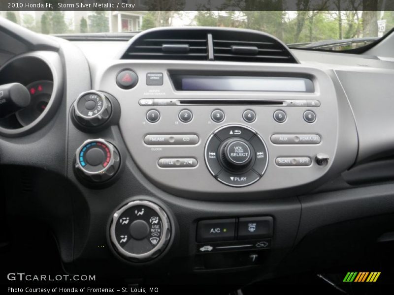 Controls of 2010 Fit 