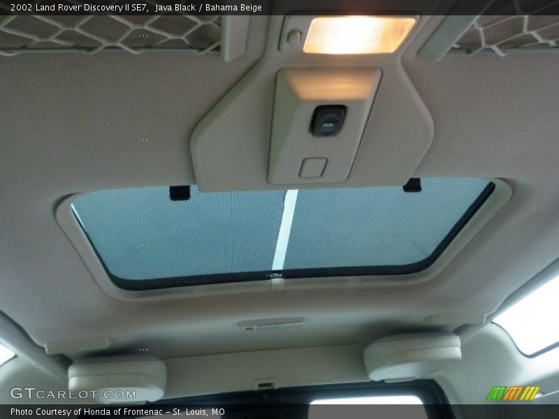 Java Black / Bahama Beige 2002 Land Rover Discovery II SE7