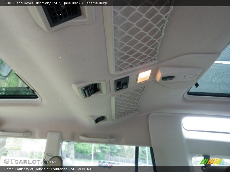 Java Black / Bahama Beige 2002 Land Rover Discovery II SE7