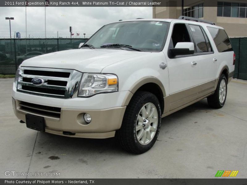 Front 3/4 View of 2011 Expedition EL King Ranch 4x4