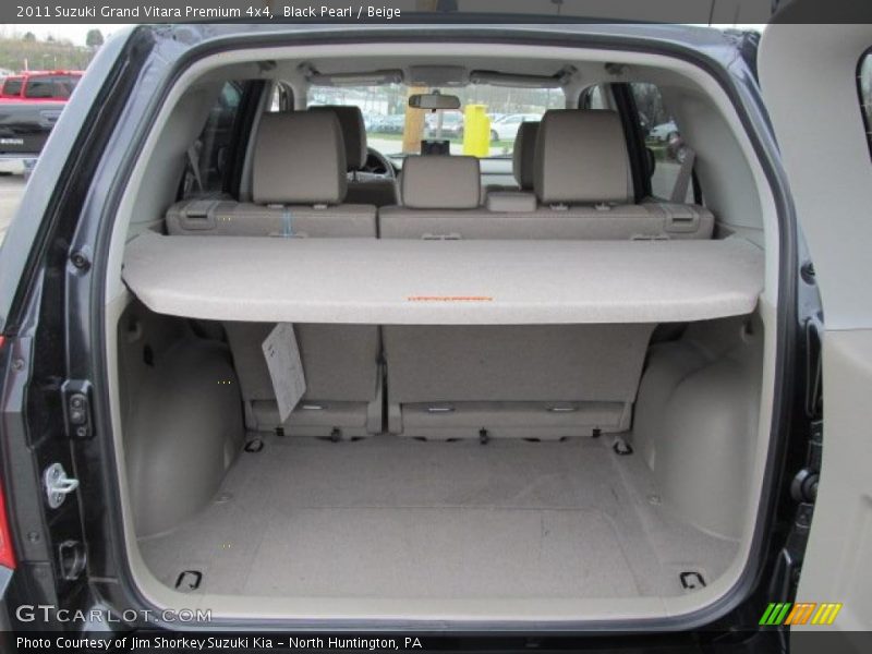  2011 Grand Vitara Premium 4x4 Trunk