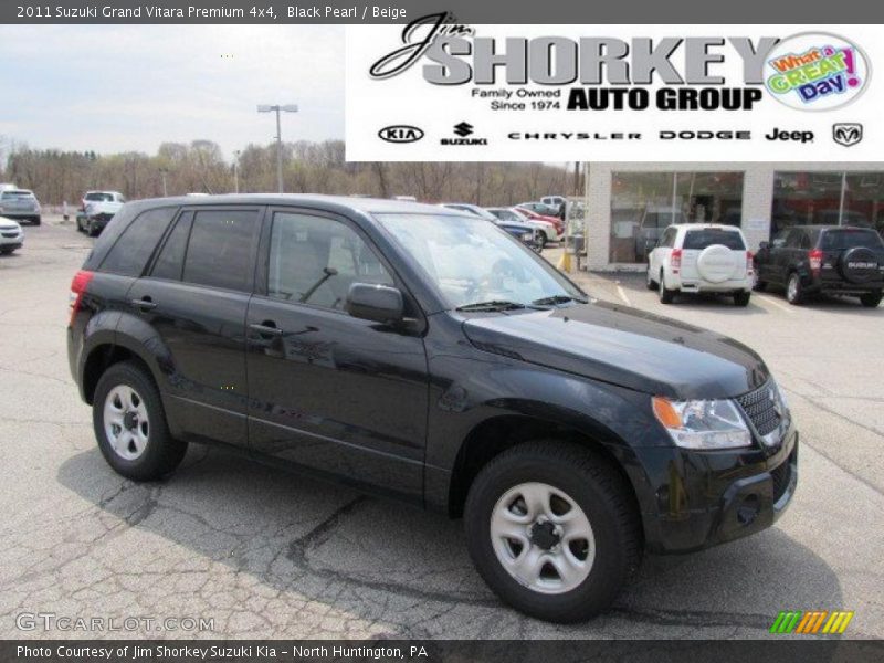 Black Pearl / Beige 2011 Suzuki Grand Vitara Premium 4x4
