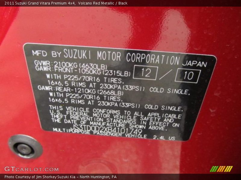 Volcano Red Metallic / Black 2011 Suzuki Grand Vitara Premium 4x4