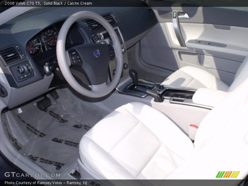 Solid Black / Calcite Cream 2008 Volvo C70 T5