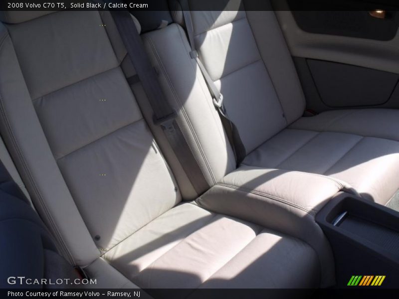 Solid Black / Calcite Cream 2008 Volvo C70 T5