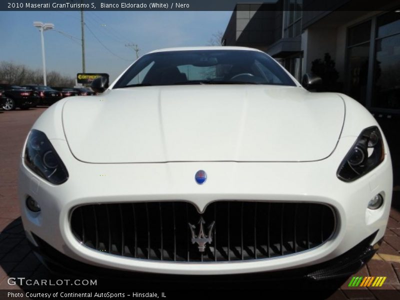 Bianco Eldorado (White) / Nero 2010 Maserati GranTurismo S