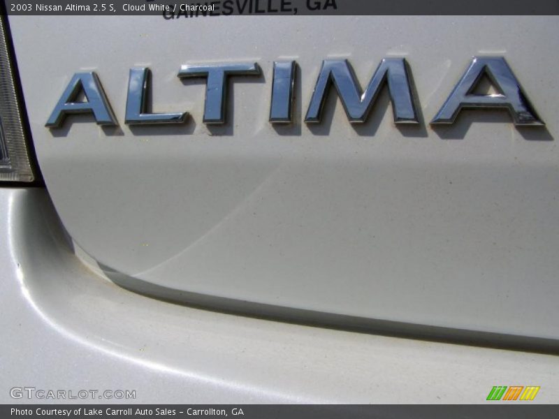 Cloud White / Charcoal 2003 Nissan Altima 2.5 S