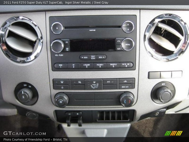 Controls of 2011 F250 Super Duty XLT SuperCab