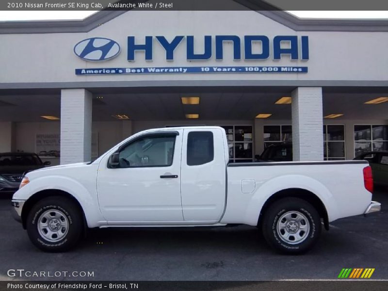 Avalanche White / Steel 2010 Nissan Frontier SE King Cab