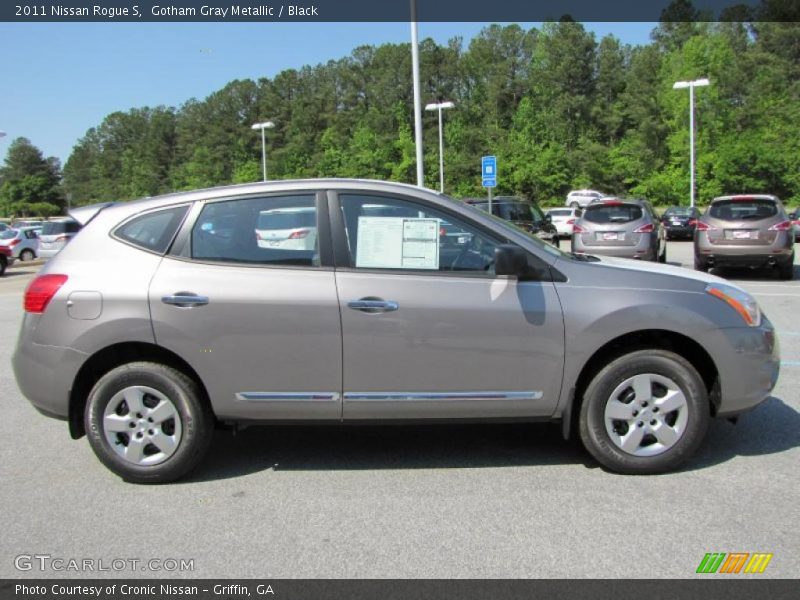 Gotham Gray Metallic / Black 2011 Nissan Rogue S