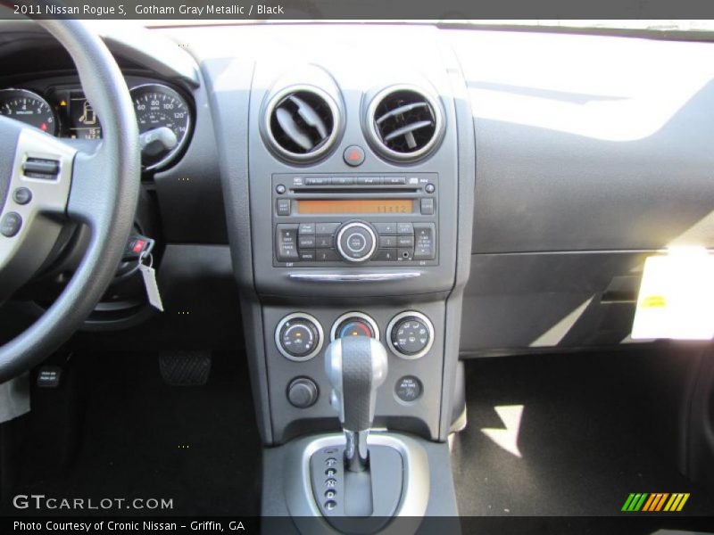 Gotham Gray Metallic / Black 2011 Nissan Rogue S