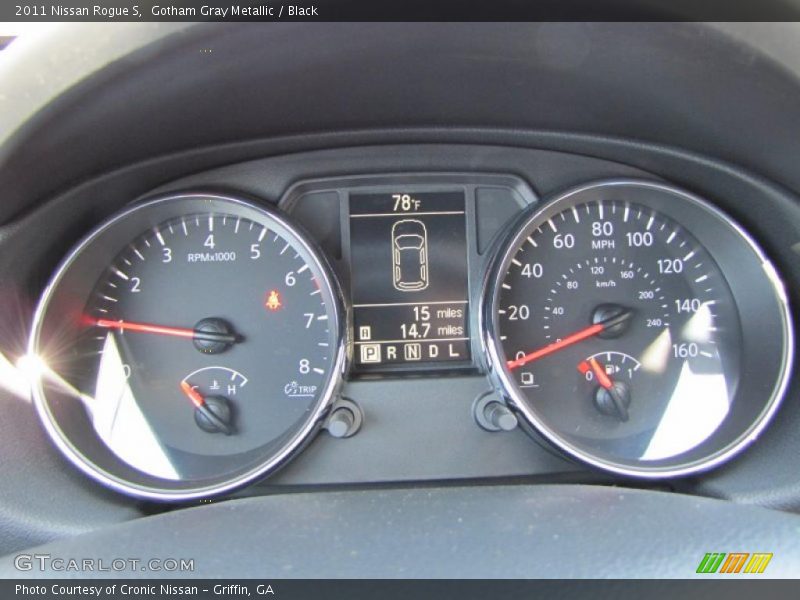 Gotham Gray Metallic / Black 2011 Nissan Rogue S