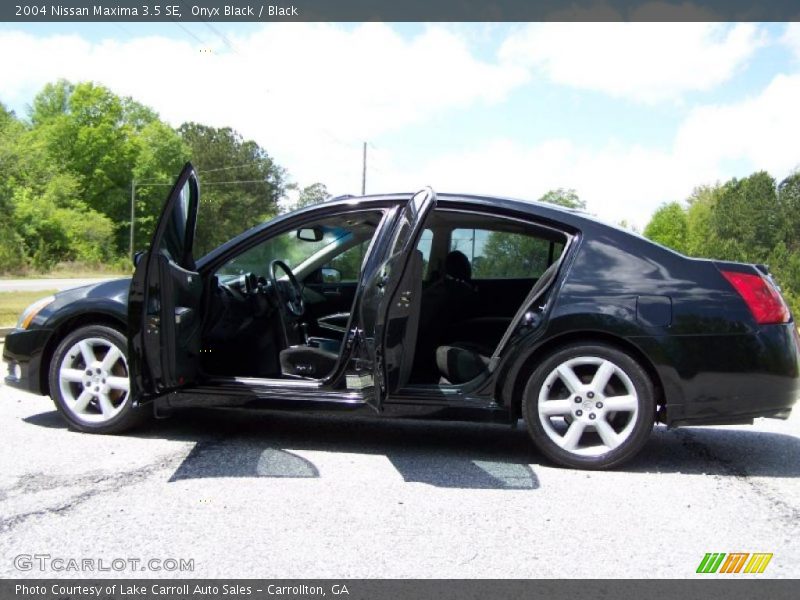 Onyx Black / Black 2004 Nissan Maxima 3.5 SE