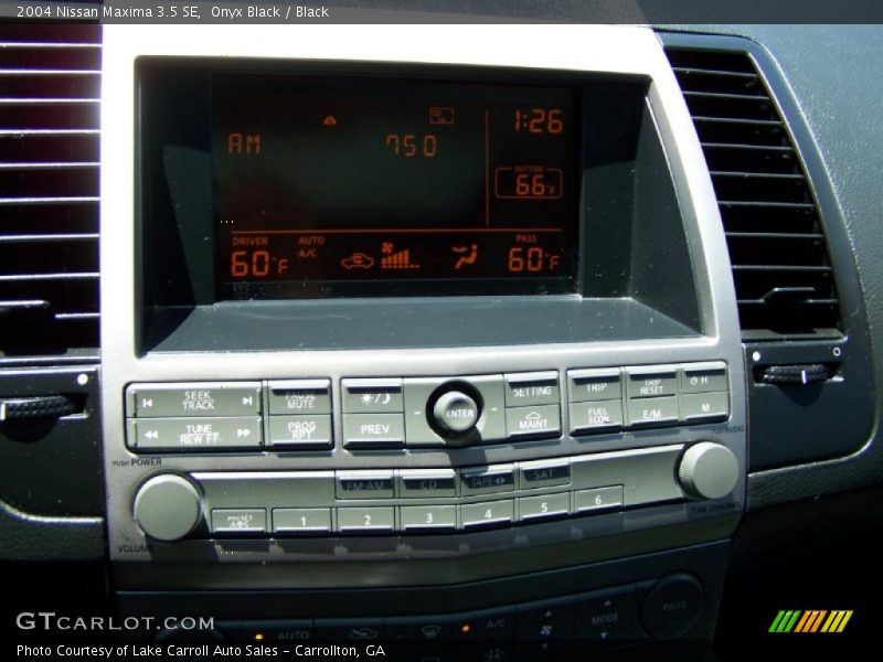 Onyx Black / Black 2004 Nissan Maxima 3.5 SE